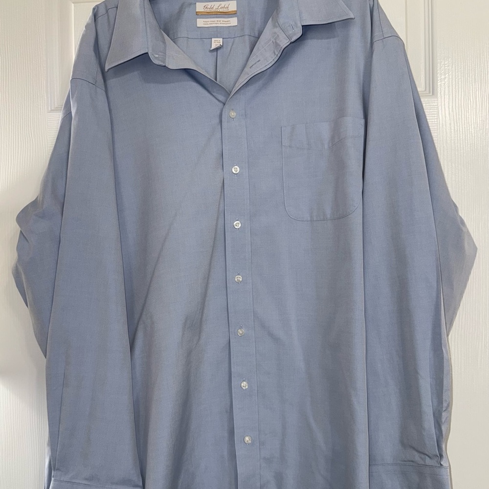 Gold Label Roundtree & Yorke Light Blue Casual Button Down Shirt